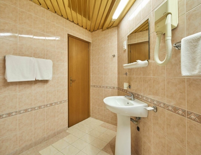 Стандарт 2-комн. (1, 2 этаж) - Пансионат «Заря»